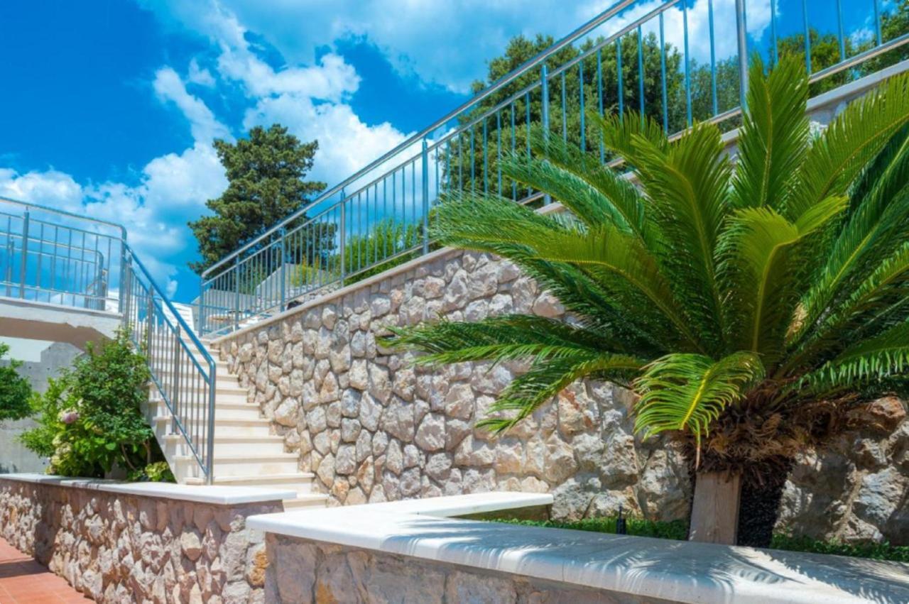 Villa Borna Apartments Дубровник Екстериор снимка