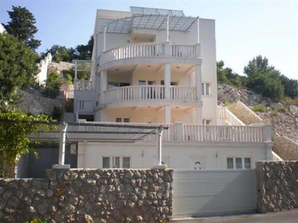 Villa Borna Apartments Дубровник Екстериор снимка